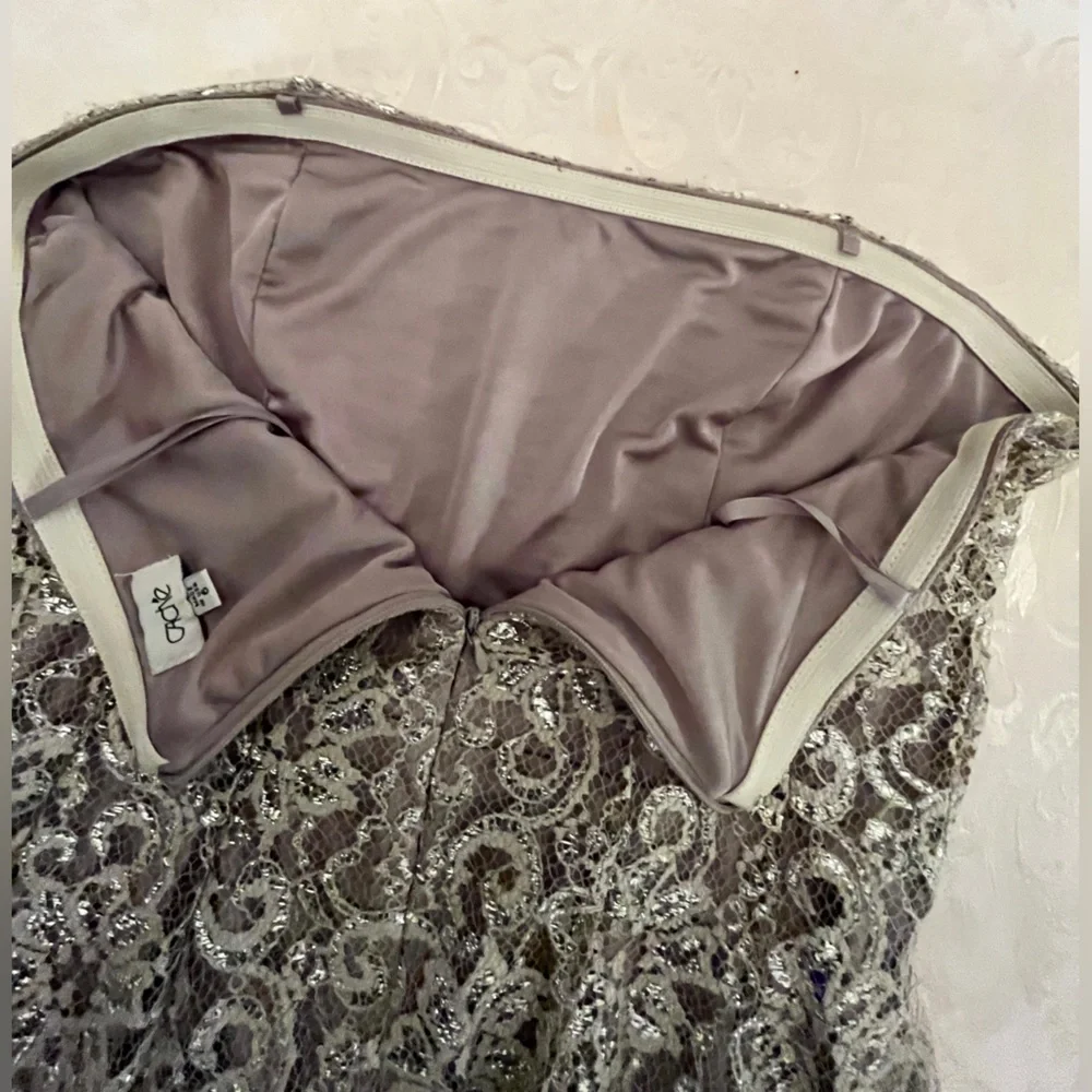 Cache silver strapless dress in size 6 - Picture 5 of 6